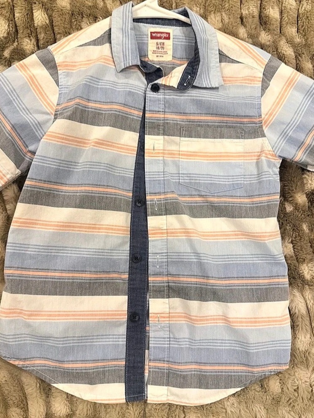 Wrangler Boys Size 6/7 Striped Button Down Shirt